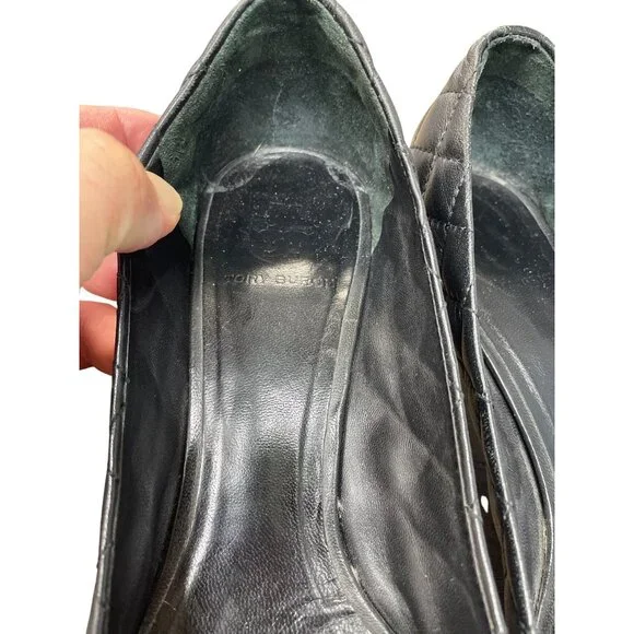 Tory Burch Womans Black Leather quilted  2.5" Slip on heels Sz 6 SKU 9532 - Picture 8 of 14